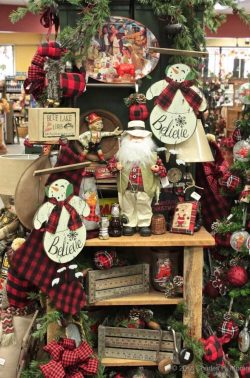 store with Christmas decorations and gifts
