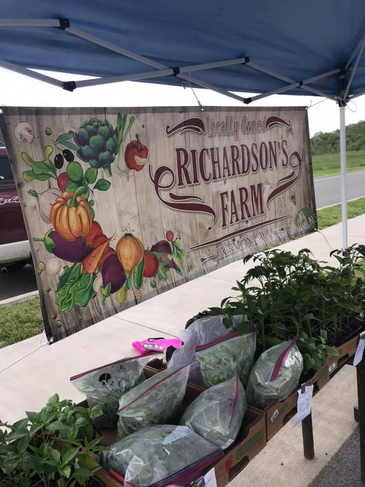 display at a farmer' market