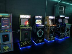 Row of 1980's-style arcade games